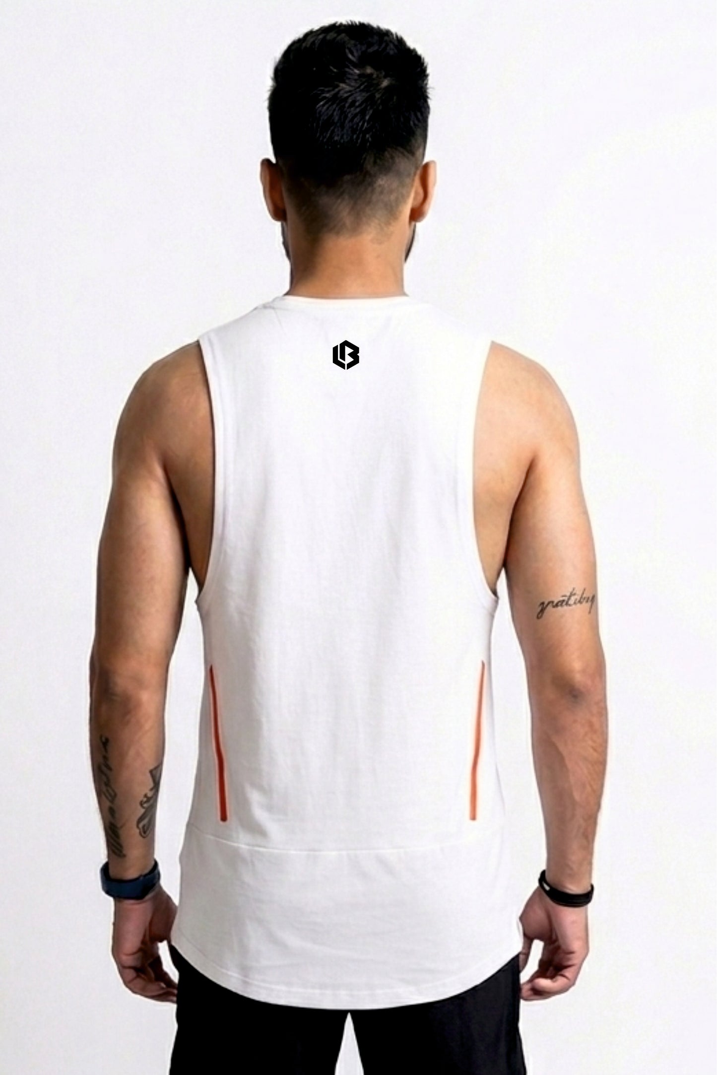 unbeaten ash white cotton singlet