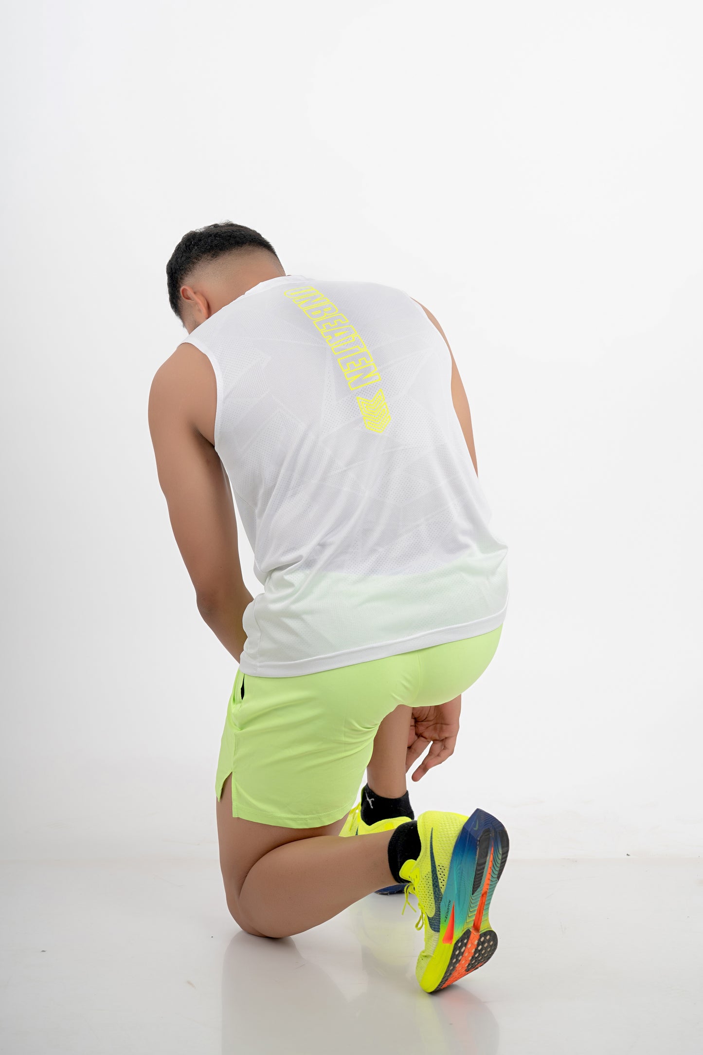 airlite white (neon unbeaten)