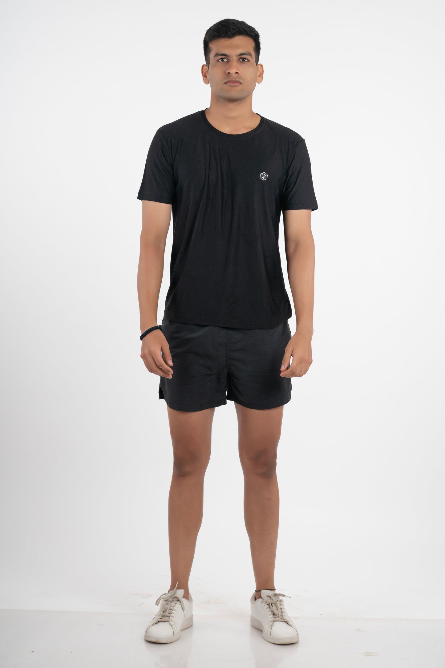 airlite black tshirt