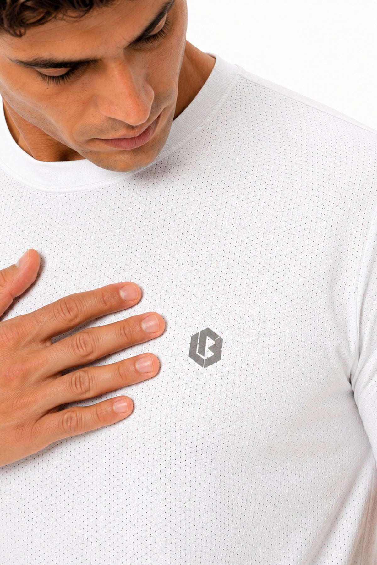 ultrasoft novadot white tshirt
