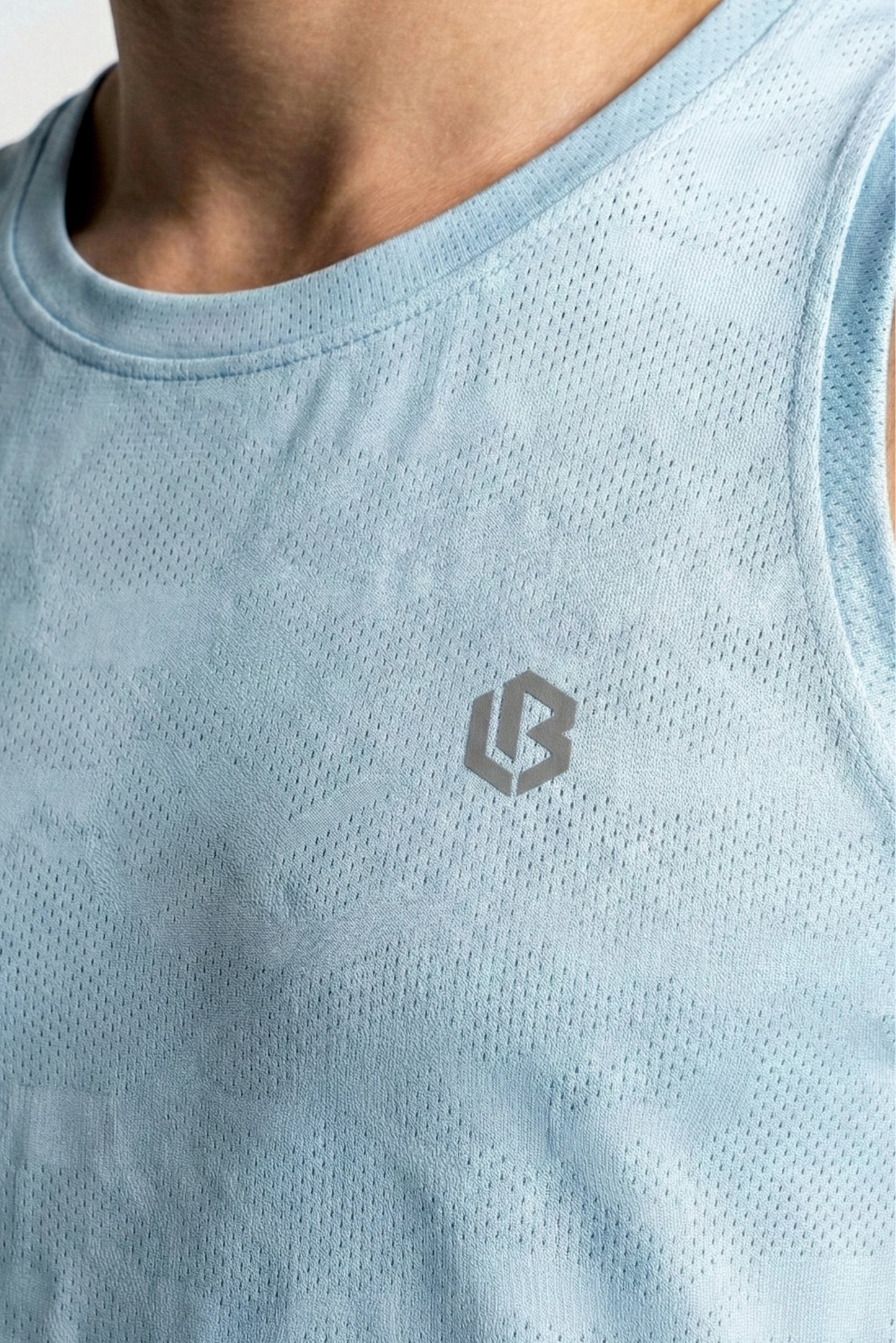 aeropulse tank (artic blue)