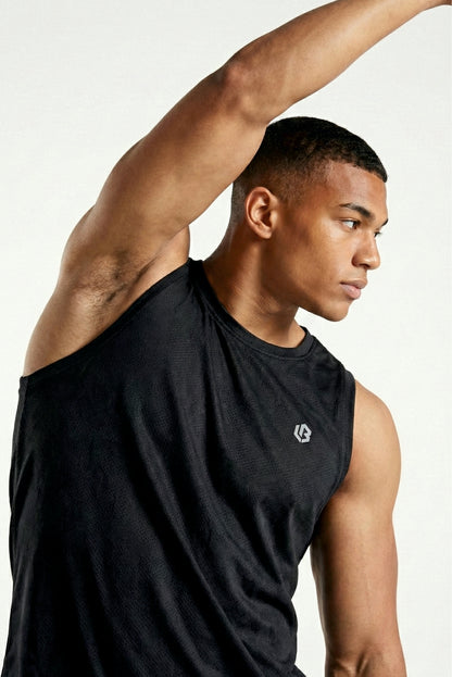 AeroPulse Tank (Midnight Black)