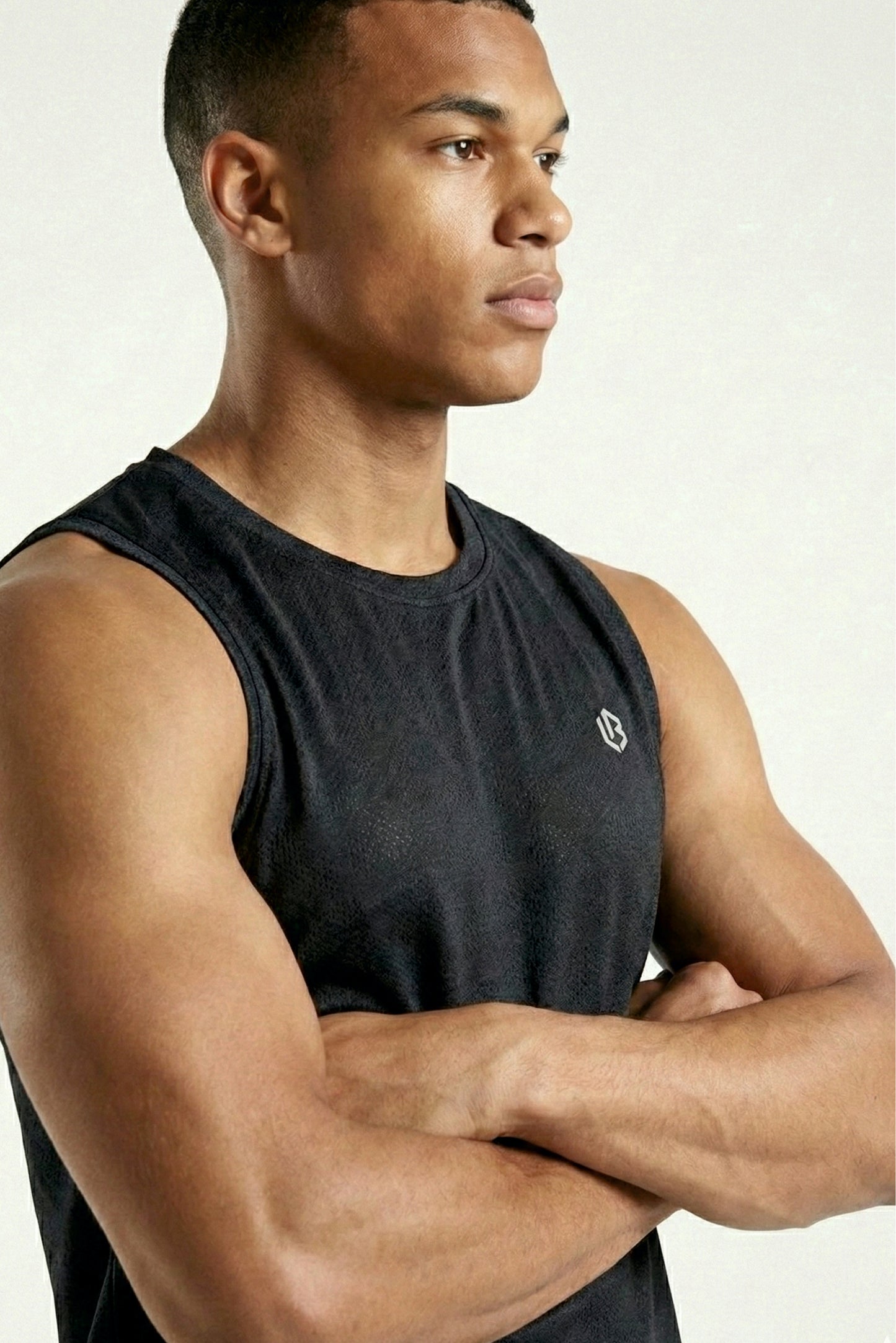 aeropulse tank (midnight black)