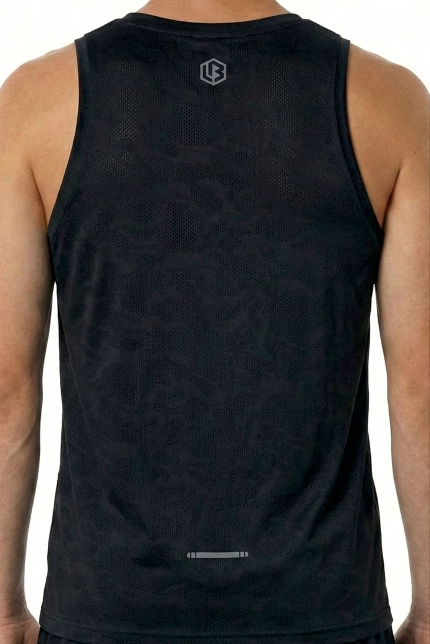aeropulse tank (midnight black)